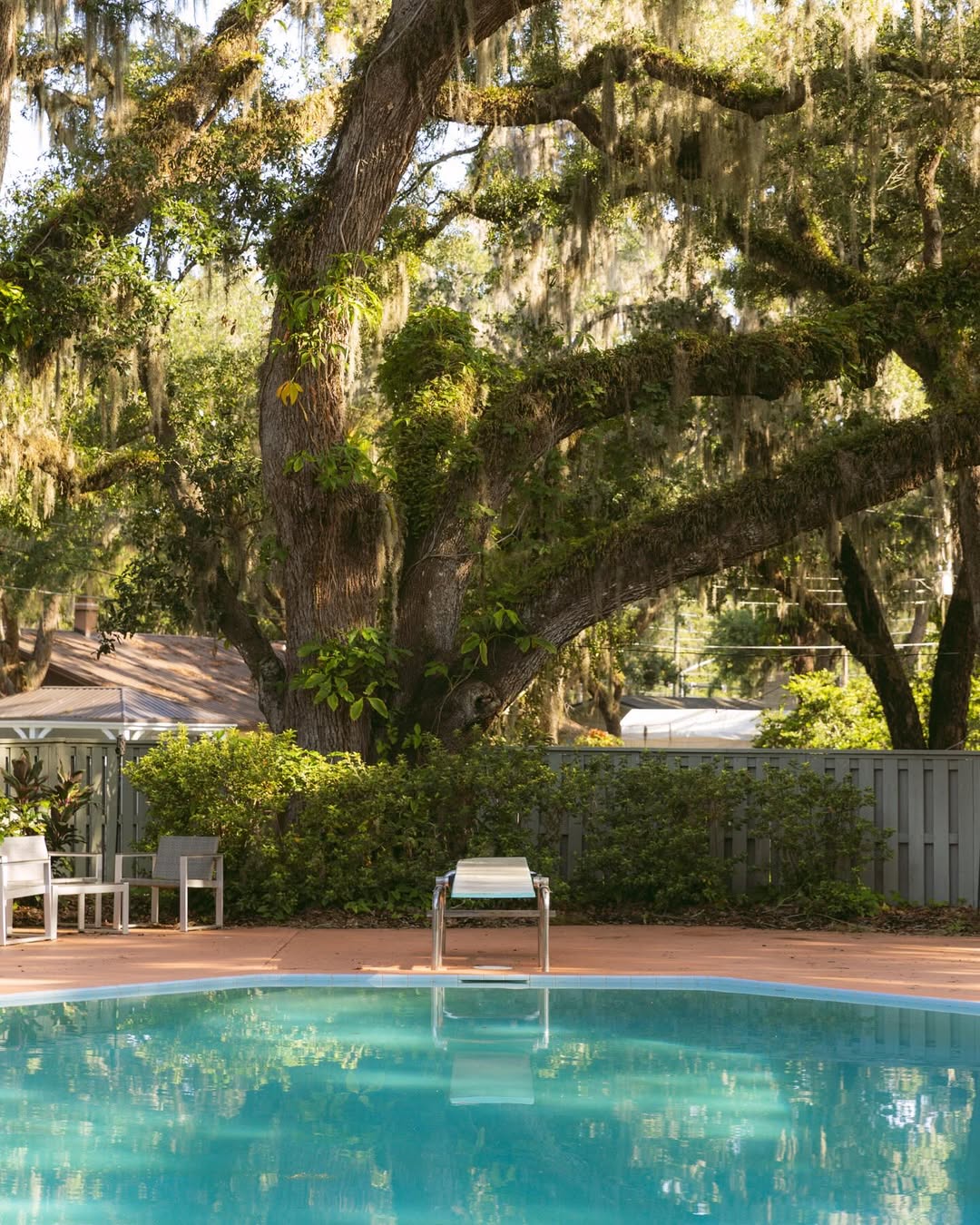 Pool detail 4